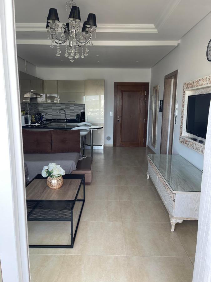 Palm Lake Resort Folla โมนาสตีร์ ภายนอก รูปภาพ